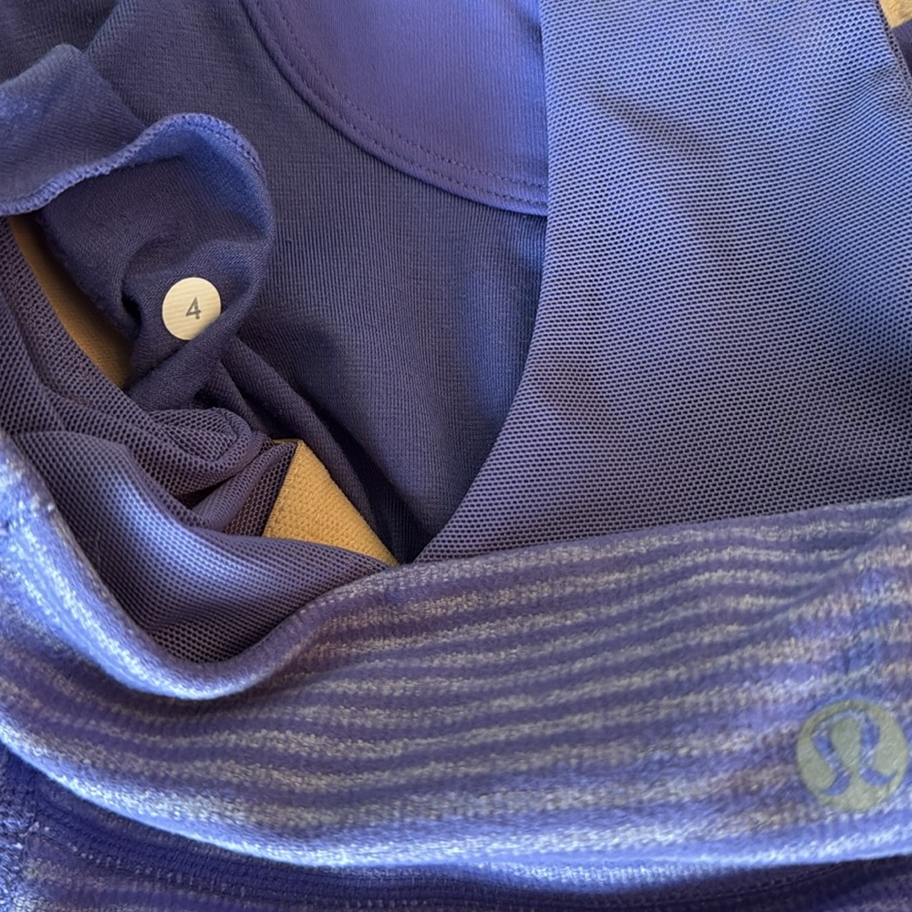Lululemon Scoop Neck Tank Purple Size 4 - Picture 3 of 3